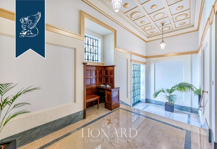 Image No.18-6 Bed Apartment for sale