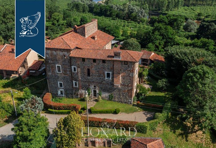 Image No.57-6 Bed Property for sale