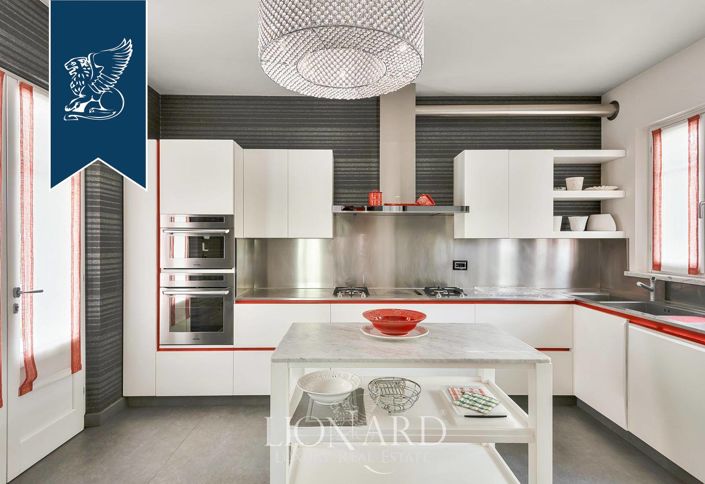 Image No.13-4 Bed Villa for sale