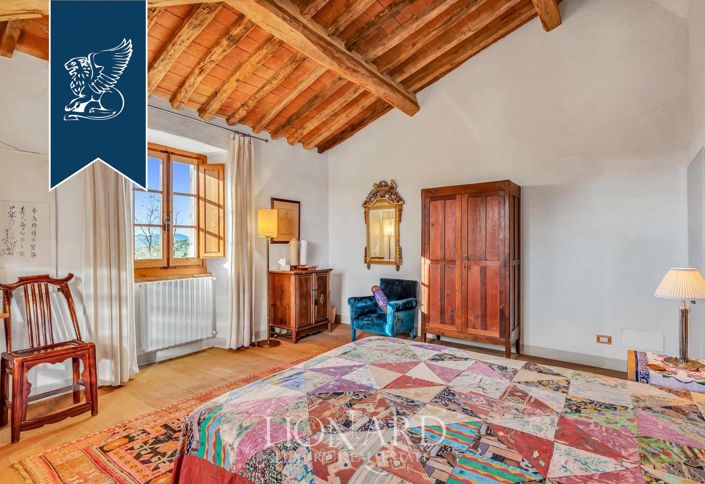 Image No.16-9 Bed Villa for sale