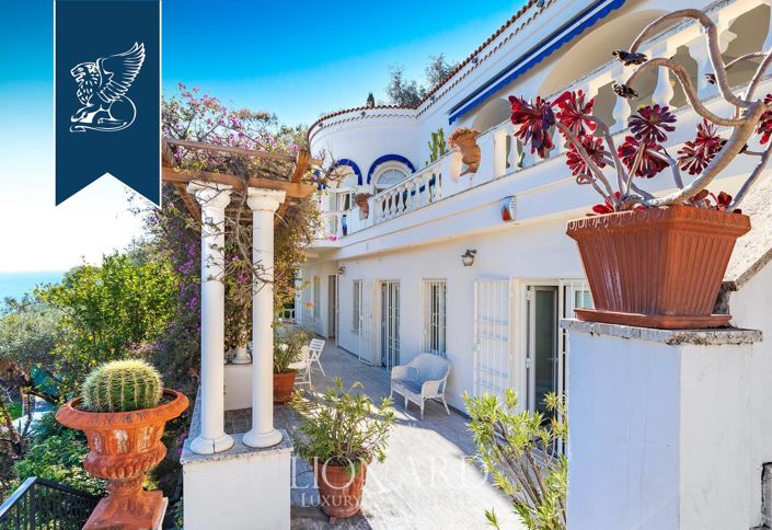 Image No.41-4 Bed Villa for sale