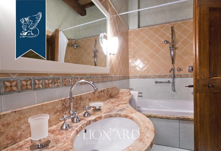 Image No.50-22 Bed Villa for sale