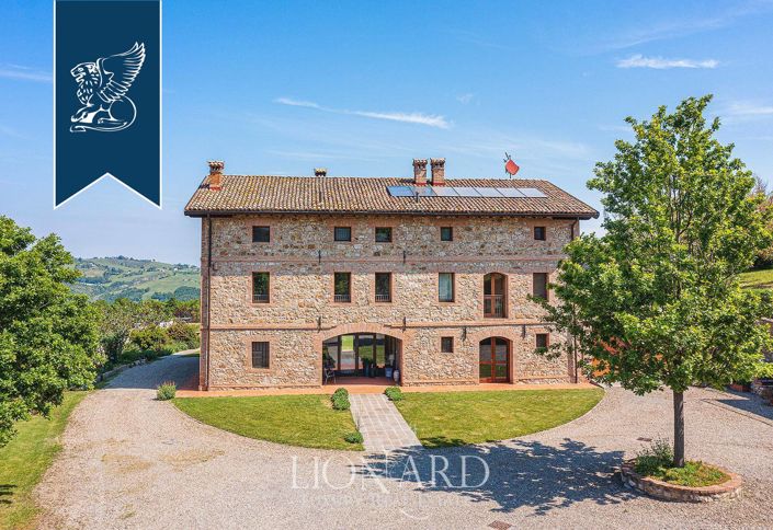 Image No.24-10 Bed Villa for sale