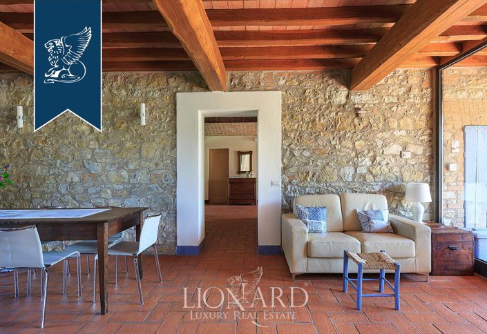 Image No.40-10 Bed Villa for sale