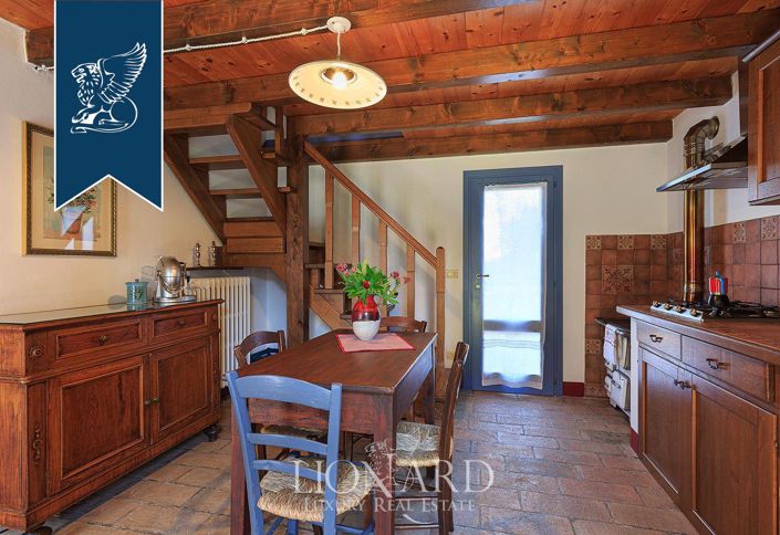 Image No.48-10 Bed Villa for sale