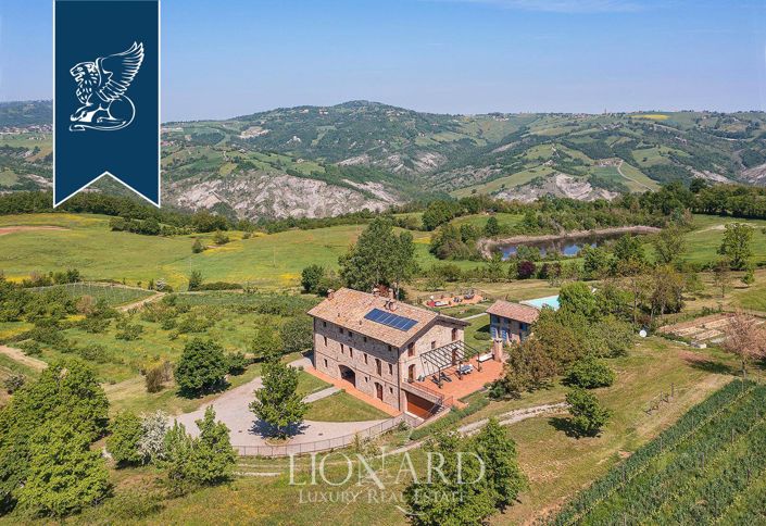 Image No.5-10 Bed Villa for sale