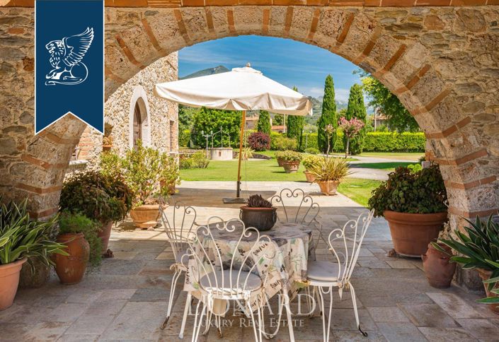 Image No.10-2 Bed Villa for sale