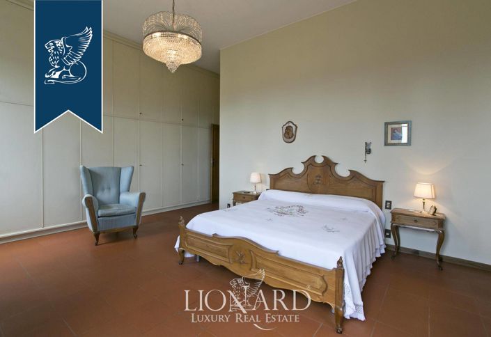 Image No.35-9 Bed Villa for sale