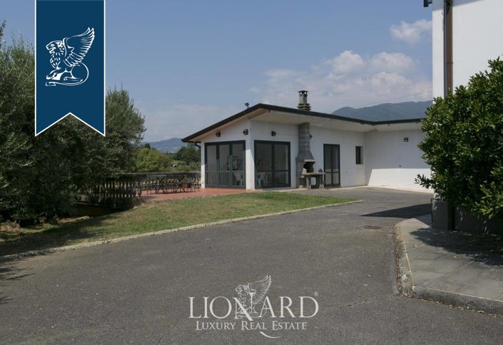 Image No.42-9 Bed Villa for sale