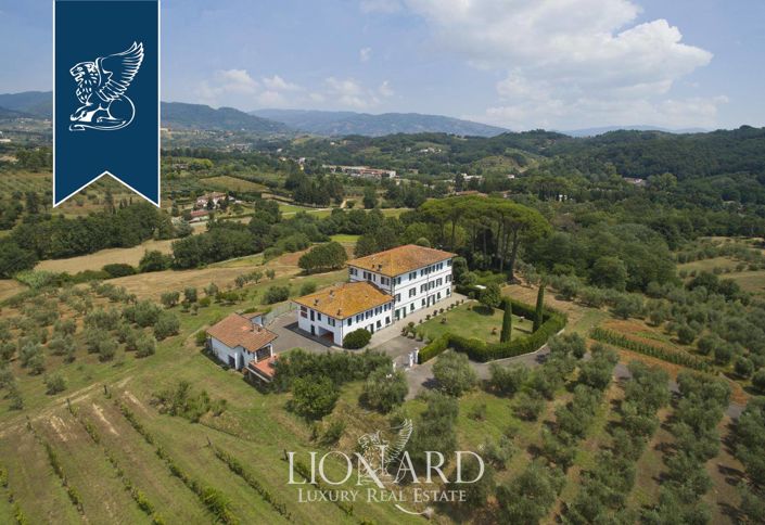 Image No.5-9 Bed Villa for sale