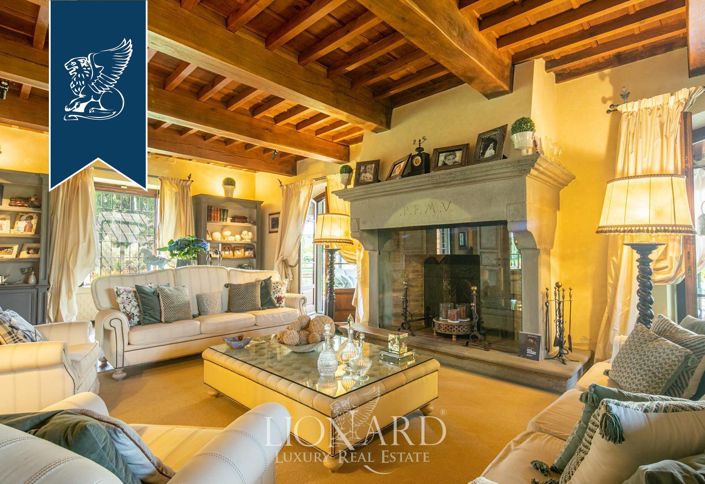 Image No.11-7 Bed Villa for sale