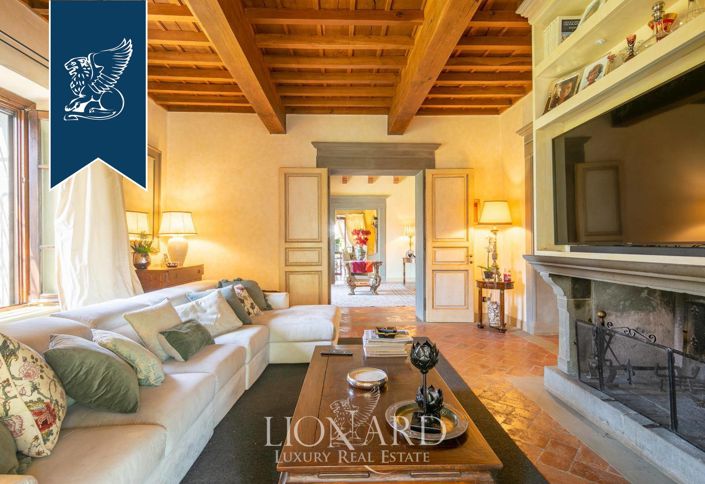 Image No.15-7 Bed Villa for sale