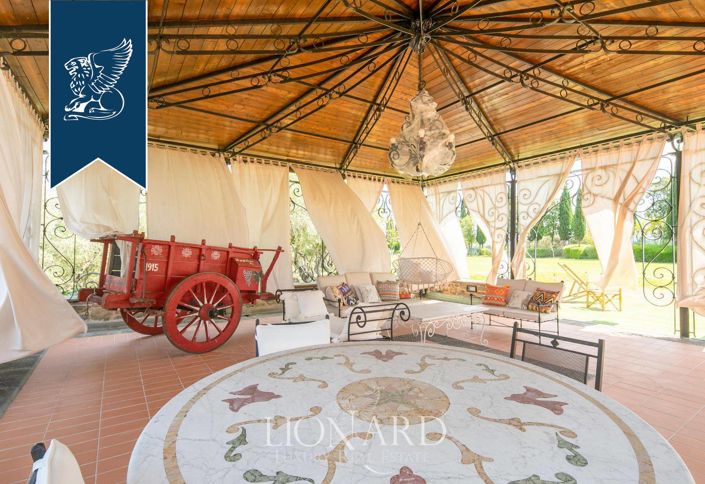 Image No.17-7 Bed Villa for sale