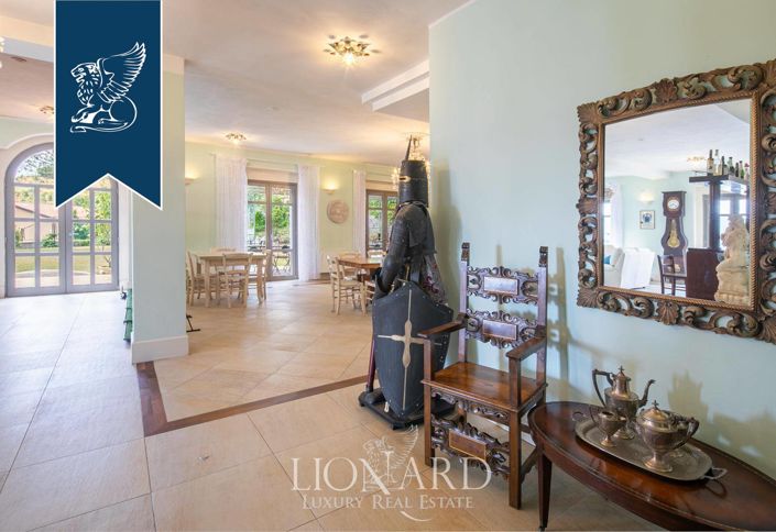 Image No.14-7 Bed Villa for sale