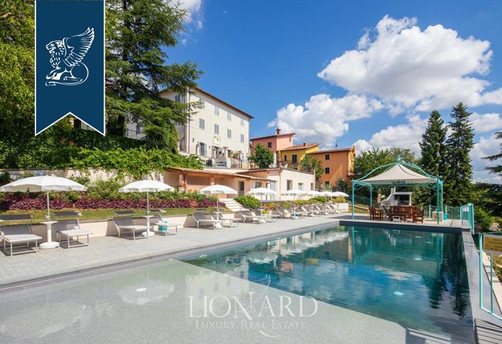 Image No.5-7 Bed Villa for sale