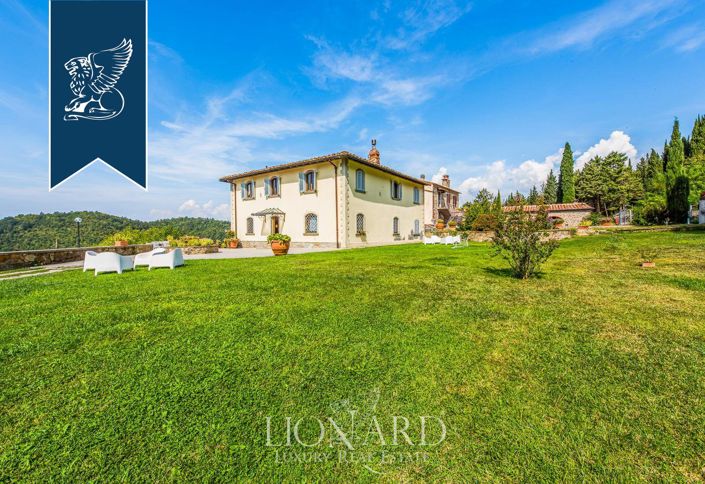 Image No.1-35 Bed Farmhouse for sale