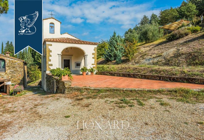 Image No.20-35 Bed Farmhouse for sale