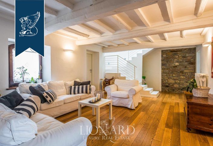 Image No.30-35 Bed Farmhouse for sale