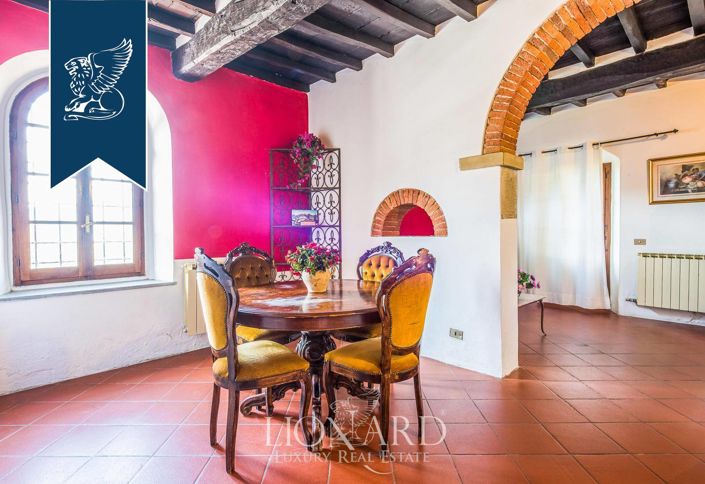 Image No.44-35 Bed Farmhouse for sale