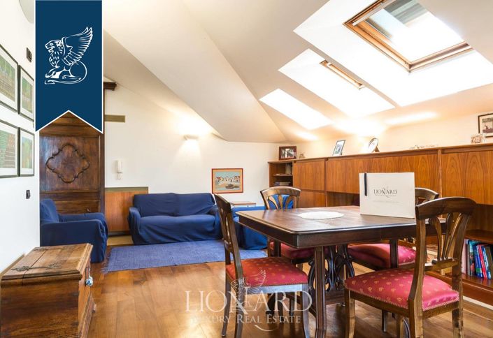 Image No.17-8 Bed Villa for sale