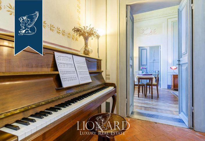 Image No.29-25 Bed Villa for sale