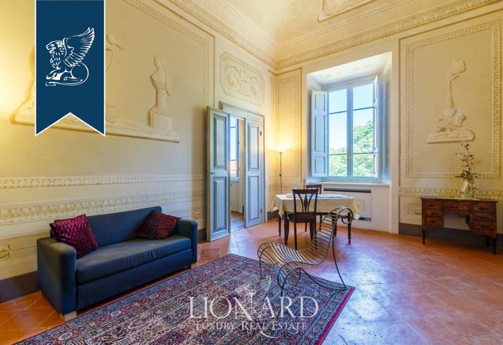 Image No.32-25 Bed Villa for sale