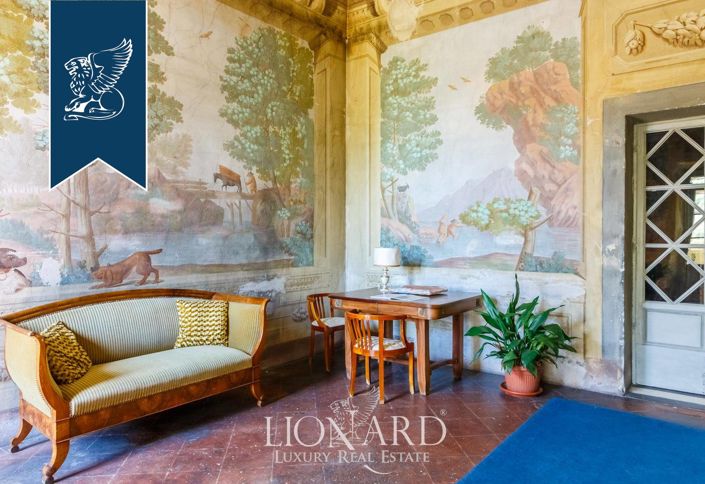 Image No.33-25 Bed Villa for sale