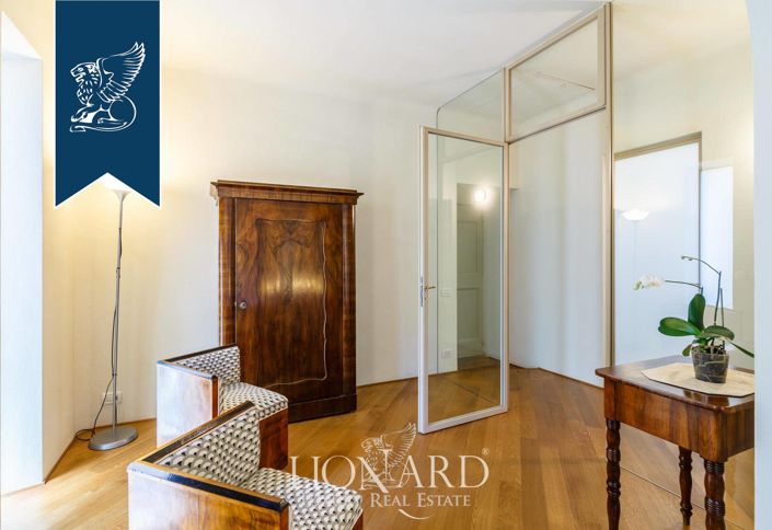 Image No.41-25 Bed Villa for sale