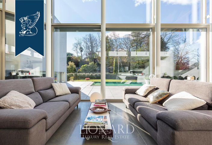 Image No.16-5 Bed Villa for sale