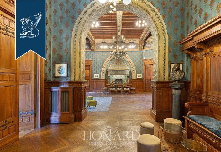 Image No.22-20 Bed Villa for sale