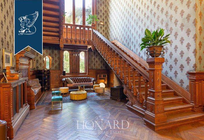 Image No.24-20 Bed Villa for sale