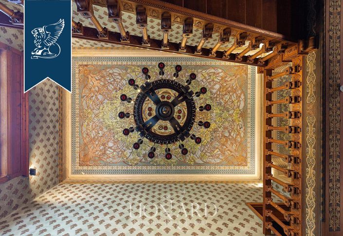 Image No.26-20 Bed Villa for sale