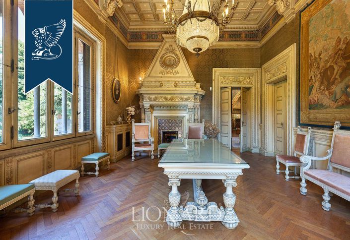 Image No.34-20 Bed Villa for sale