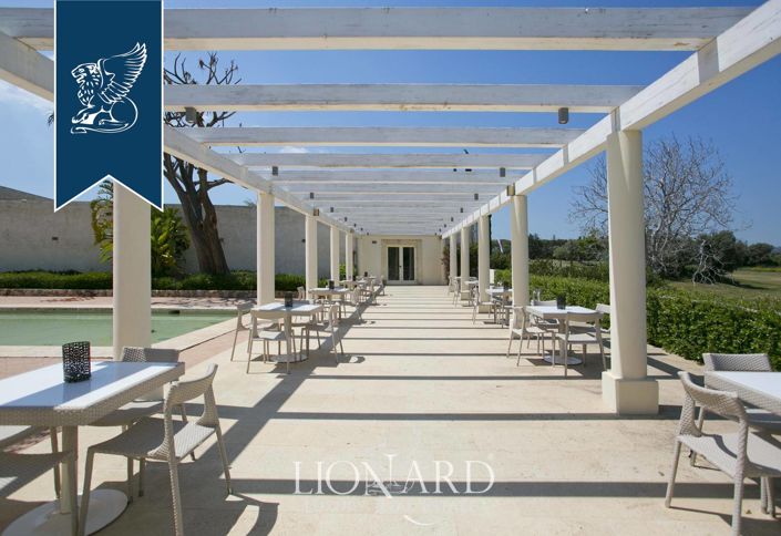 Image No.14-102 Bed Hotel for sale