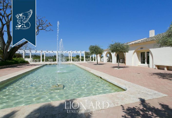 Image No.20-102 Bed Hotel for sale