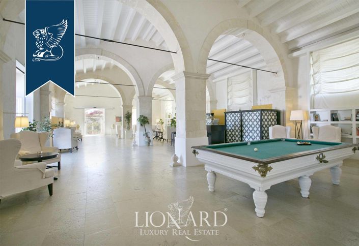 Image No.23-102 Bed Hotel for sale