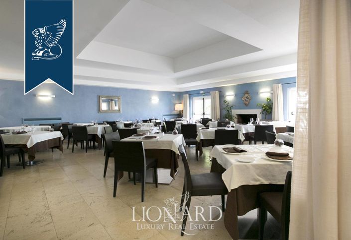 Image No.26-102 Bed Hotel for sale