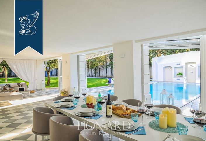 Image No.15-5 Bed Villa for sale