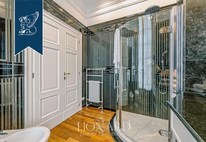 Image No.34-5 Bed Villa for sale