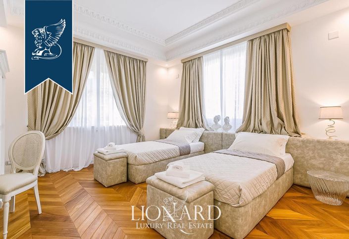 Image No.43-5 Bed Villa for sale