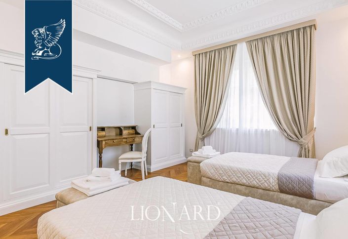 Image No.44-5 Bed Villa for sale