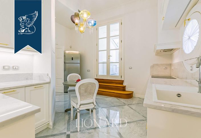 Image No.52-5 Bed Villa for sale