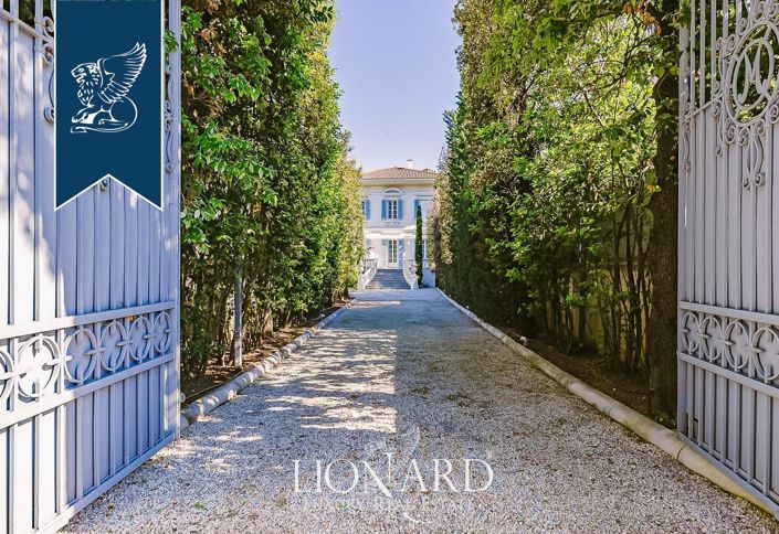 Image No.59-5 Bed Villa for sale