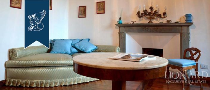 Image No.43-50 Bed Farmhouse for sale