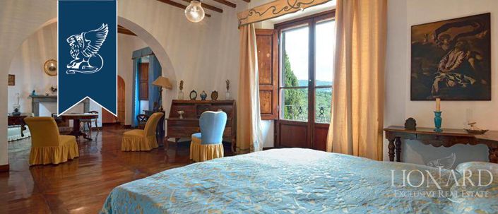 Image No.45-50 Bed Farmhouse for sale