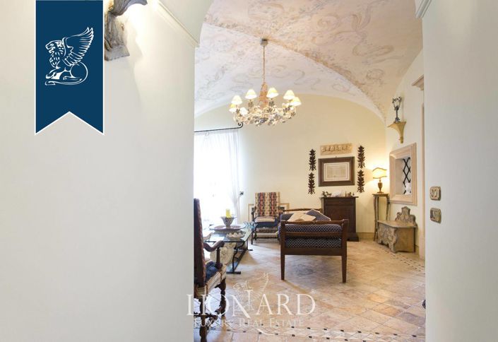 Image No.17-5 Bed Apartment for sale