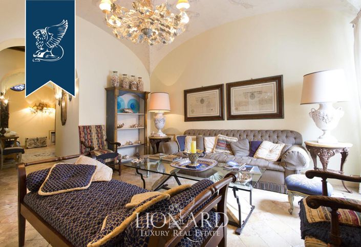 Image No.18-5 Bed Apartment for sale