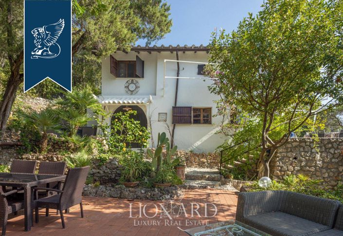 Image No.12-5 Bed Villa for sale