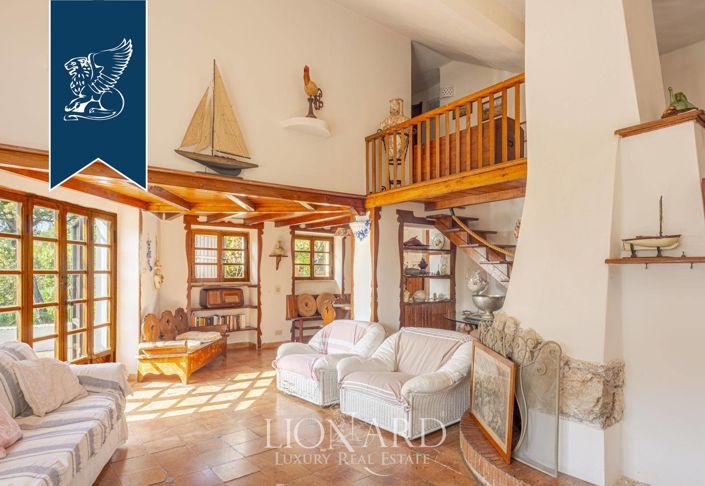 Image No.14-5 Bed Villa for sale