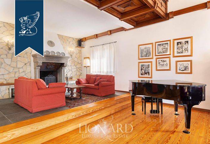 Image No.43-8 Bed Villa for sale